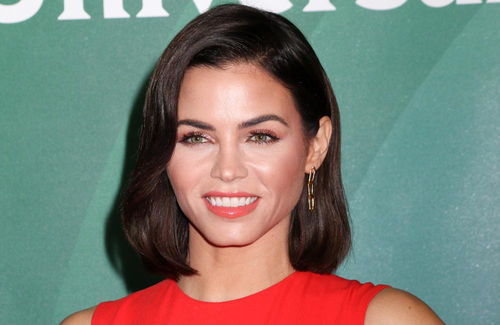 Why Jenna Dewan likes simple hair products