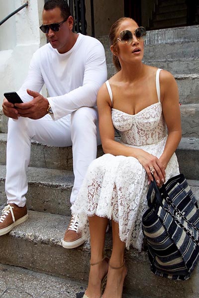 Alex Rodriguez & Jennifer Lopez (Instagram photo)