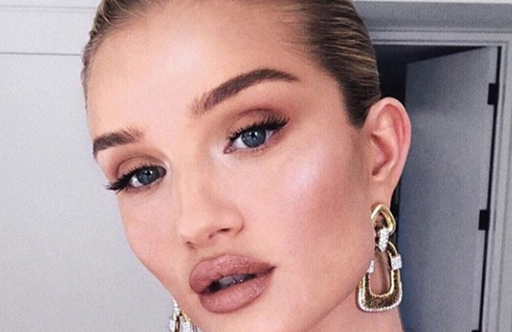 Rosie Huntington-Whiteley shares her makeup routine