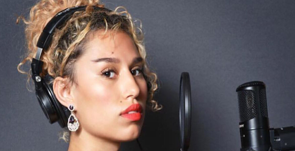 Raye teams up with fashion brand Timberland