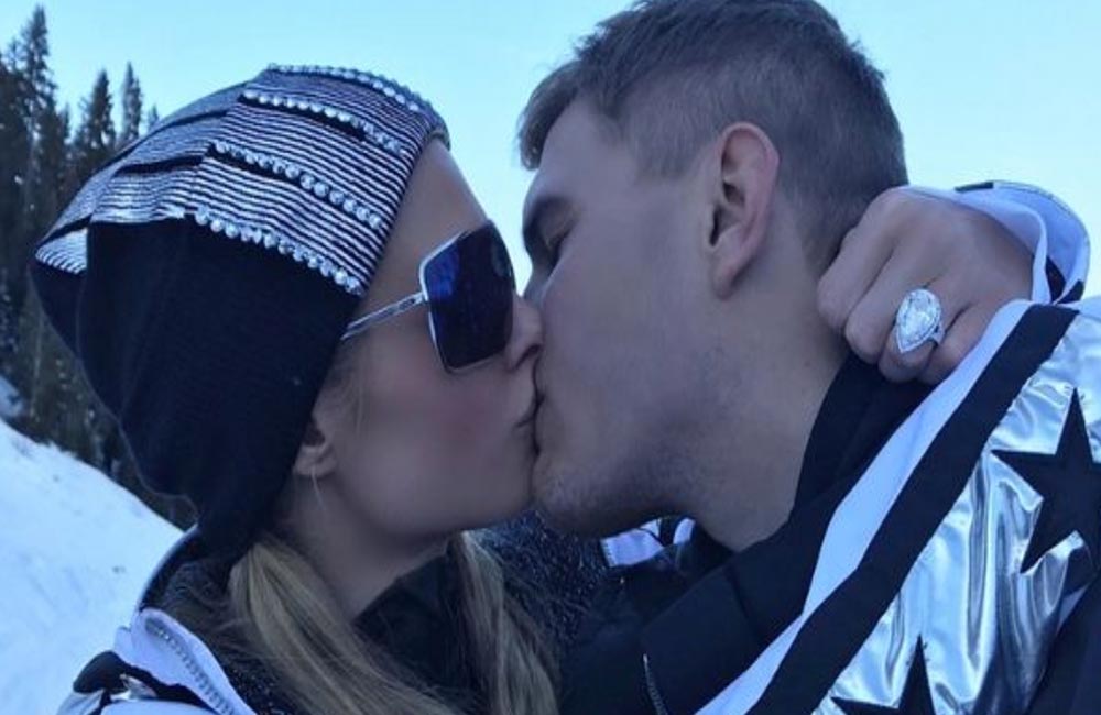 Paris Hilton to hand back engagement ring to Chris Zylka