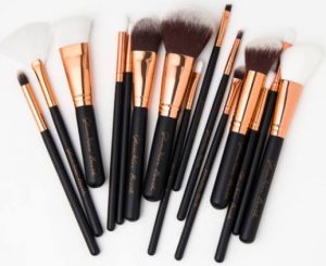 Glamher Booth 15 Piece Luxe Matte Black Travel Brush Set