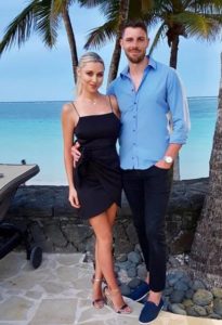 Una Healy and boyfriend David Breen on holiday in Mauritis (Una Healy Instagram photo)