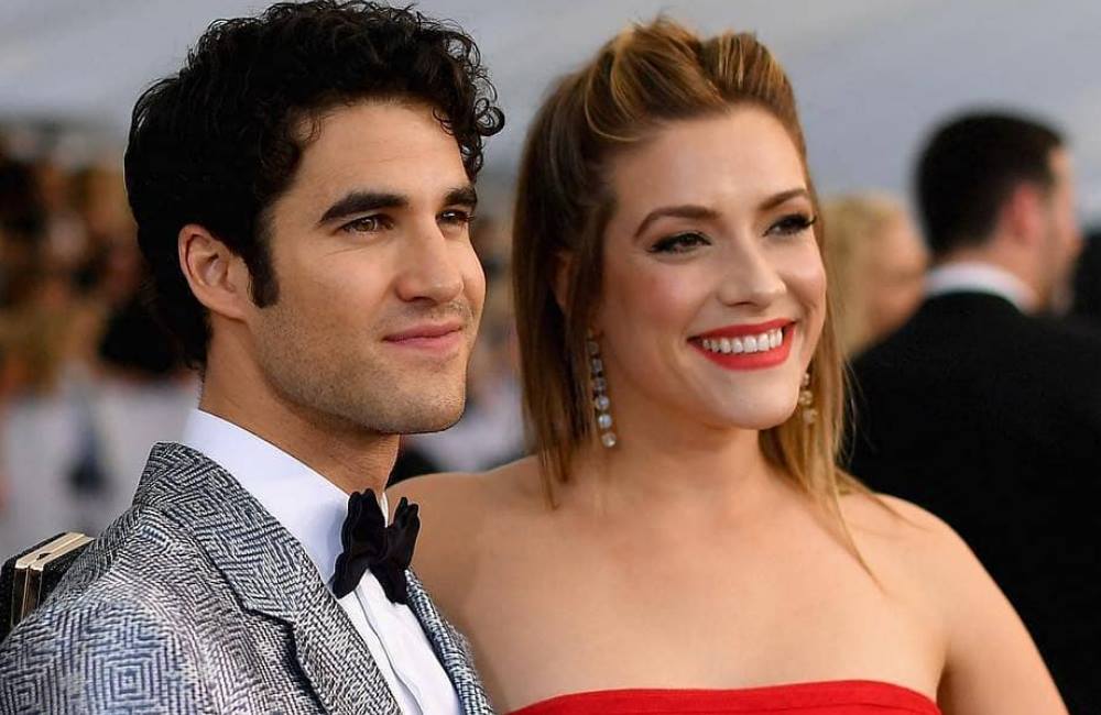 Darren Criss marries longterm girlfriend Mia Swier