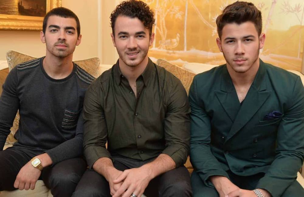Jonas Brothers planning reunion 6 years after split