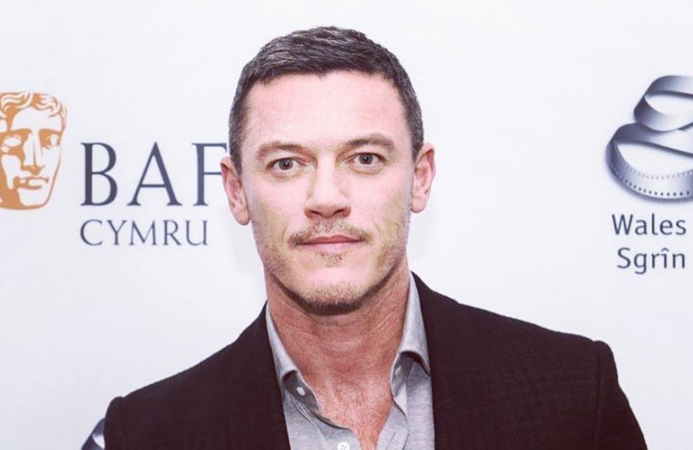 Luke Evans to read Valentine’s Day CBeebies Bedtime Story