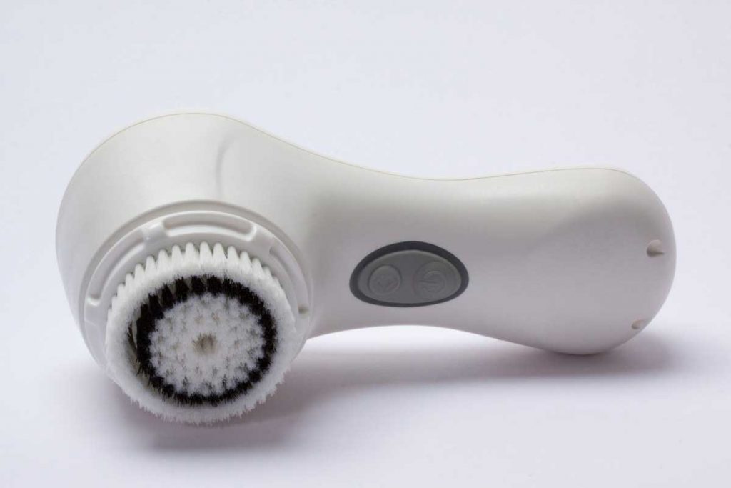 Get a young and radiant face with an electric facial brush